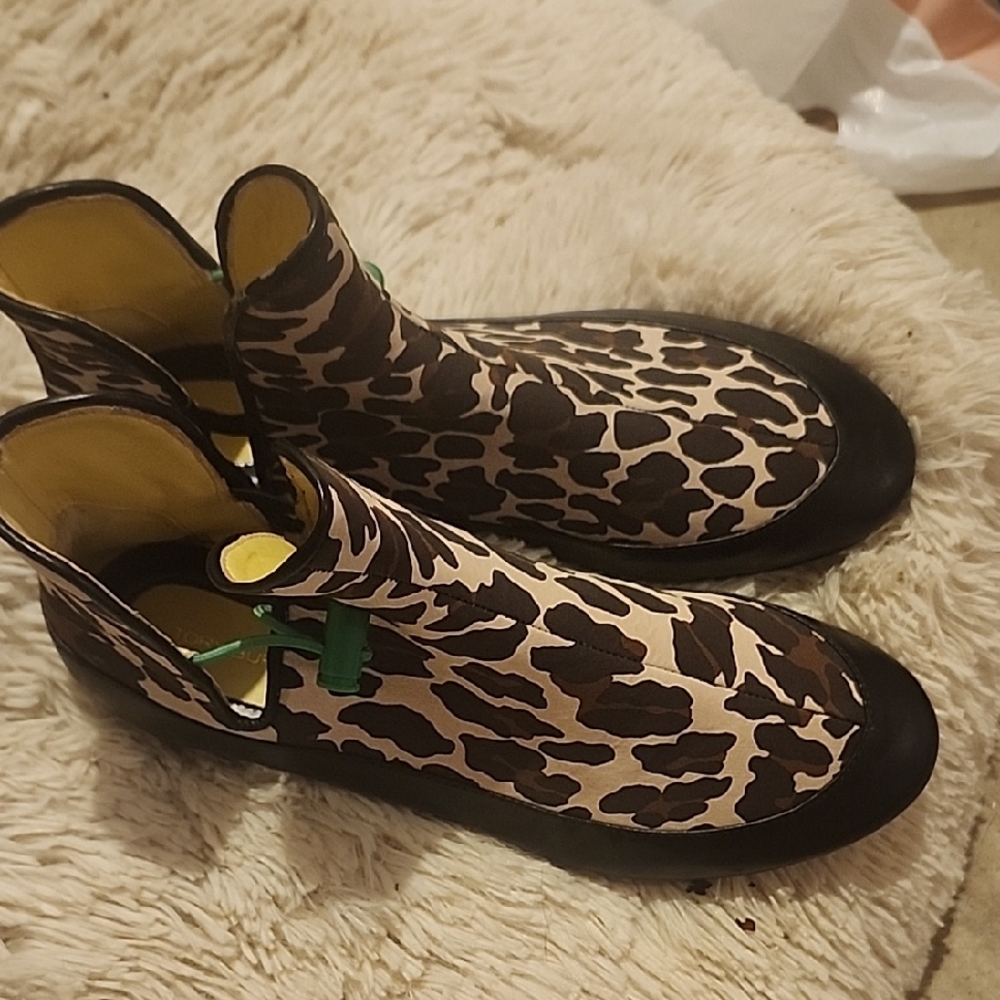 Tory Burch Black and Cream Ankle Boots
